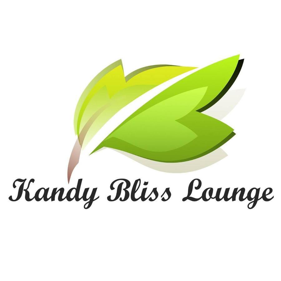 Kandy Bliss Lounge ภายนอก รูปภาพ
