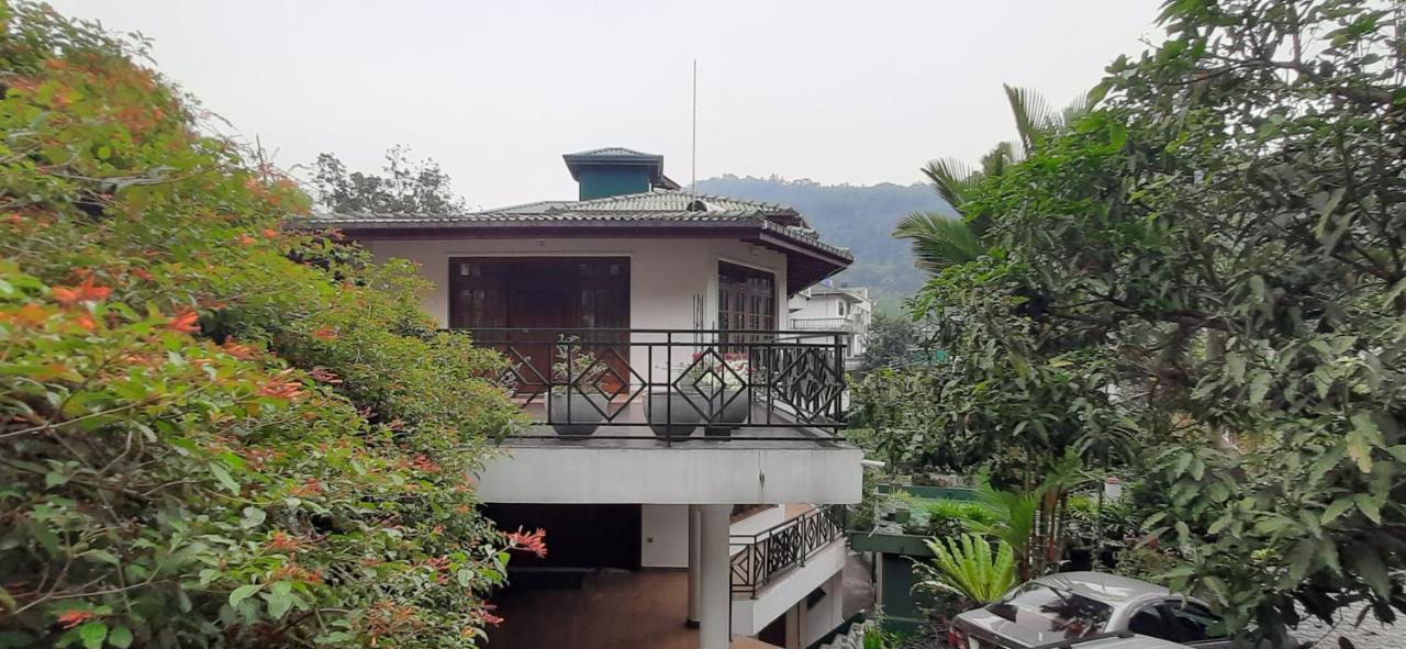 Kandy Bliss Lounge ภายนอก รูปภาพ